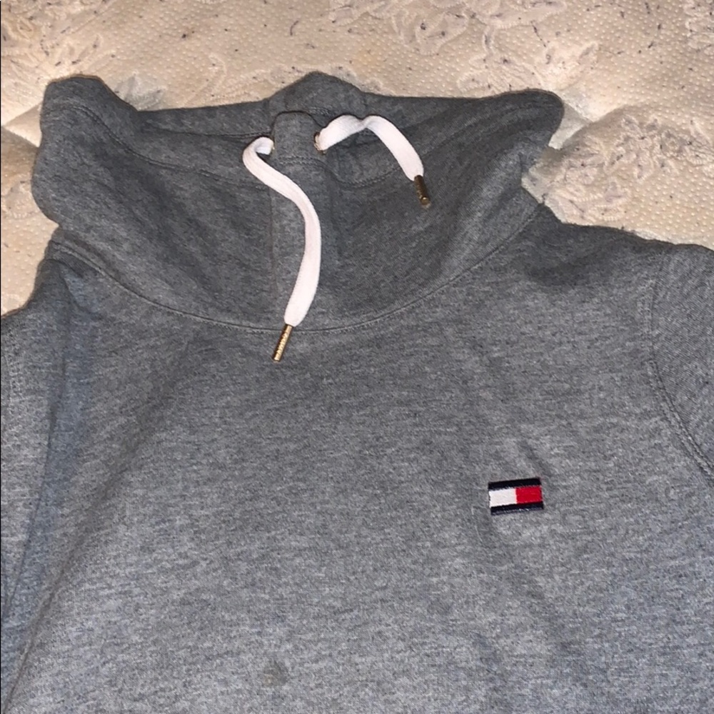tommy hilfiger hoodie